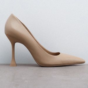 ZARA nude pump never worn 40
